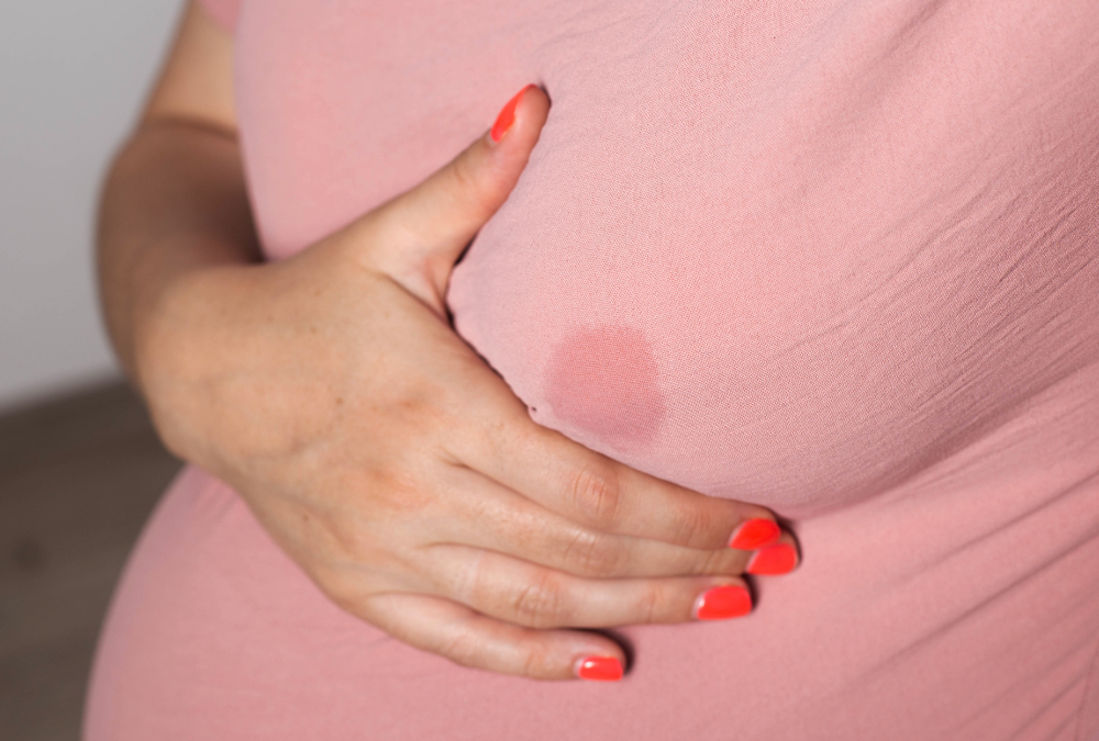 5 Tips for Caring for Leaking Breasts